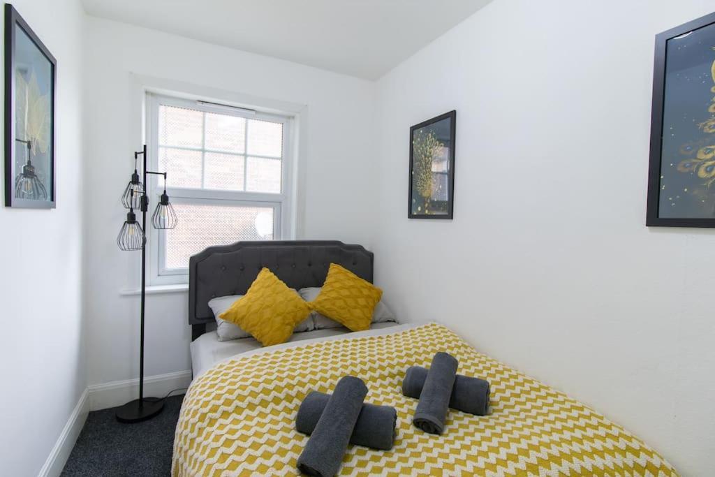 Open Mind Property - Southsea With Free Parking Portsmouth Esterno foto
