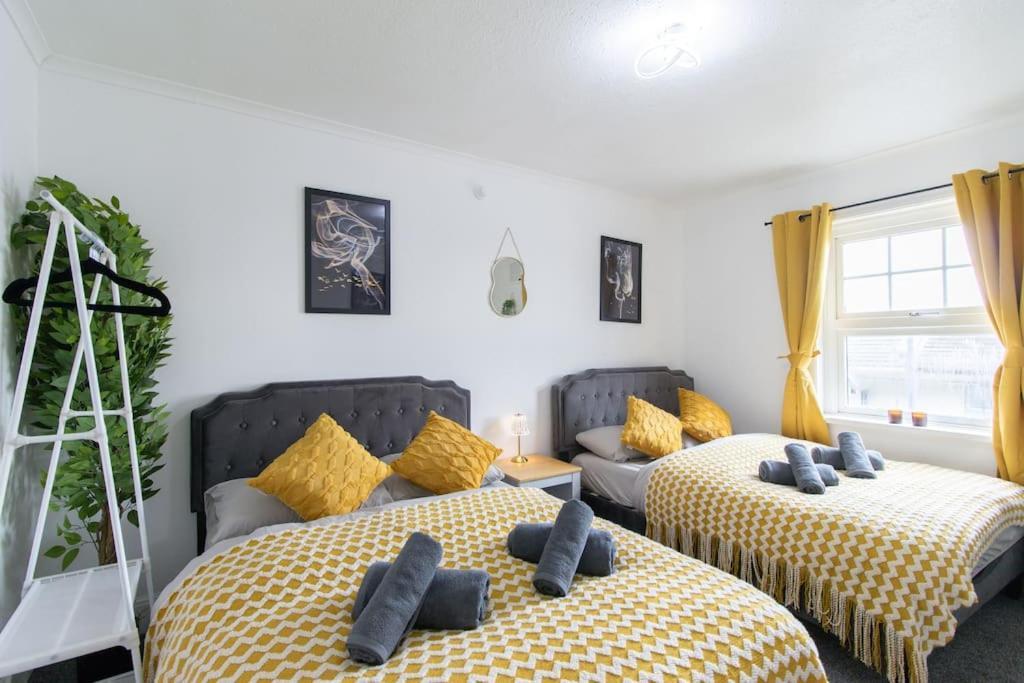 Open Mind Property - Southsea With Free Parking Portsmouth Esterno foto